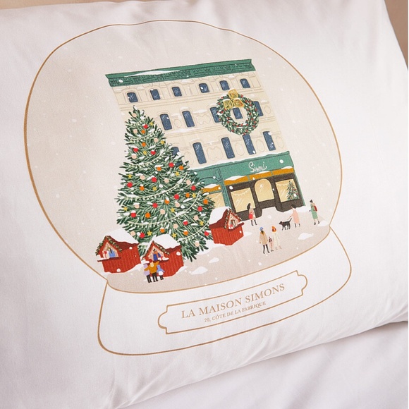 Set of 2 snowglobe printed pillowcases NWT - Picture 2 of 8